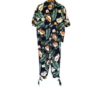 Shein coordinated set, pants and matching shirt  in tropical print